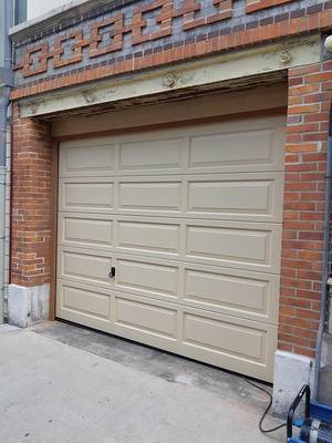 porte de garage beige porte de garage beige