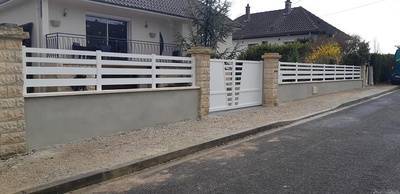 Portail blanc Portail blanc